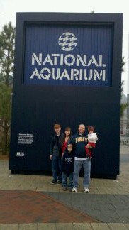 Baltimore Aquarium Trip e1294773716134 Family Frugal Activities