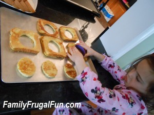 Easter baking Picts 049