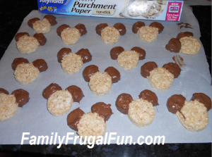 Mickey Mouse Rice Krispie Treats